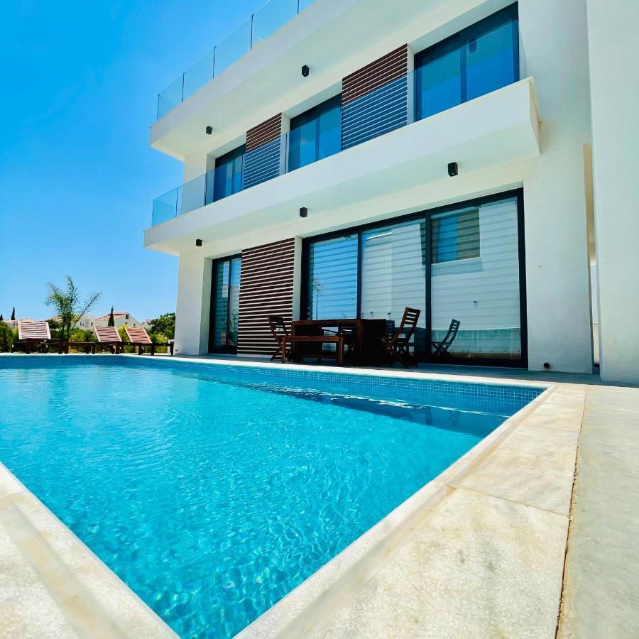 By The Beach Villa Natalya Protaras Eksteriør bilde